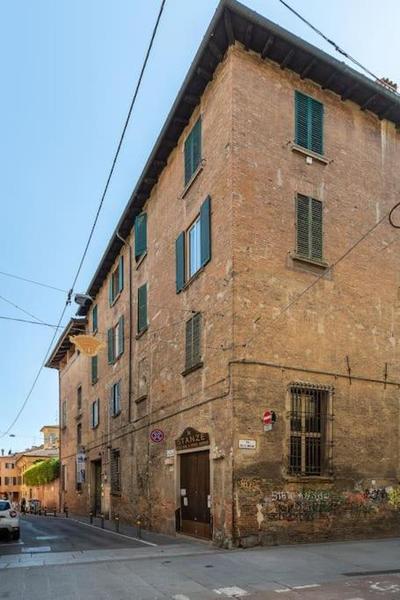 Borgo di San Pietro 1