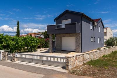 Apartments Horjan