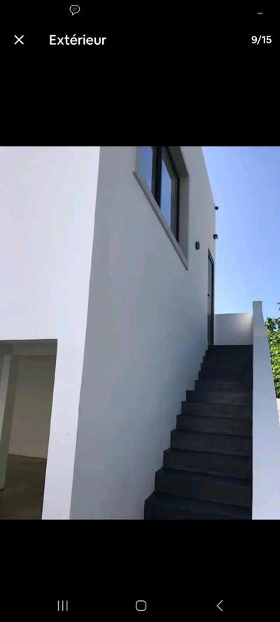Appartement moderne face à la mer