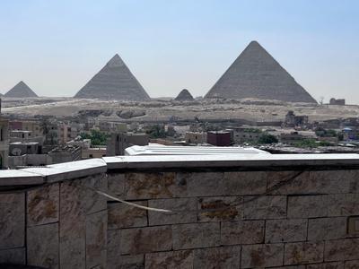 Imhotep pyramids View INN