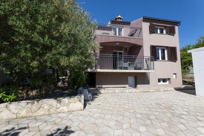 Holiday Home Zrincy