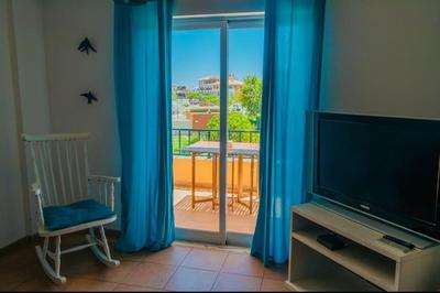 Oura View Apartment