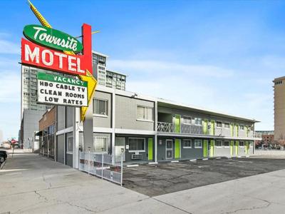The Townsite Motel Unit 8