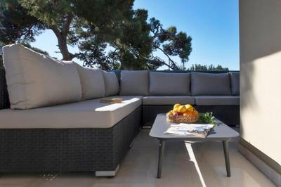 Athenian Riviera Seaside Escape in Vouliagmeni