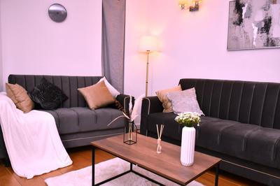 Sleeps 4 - Private Balcony - Wheelchair Accessible