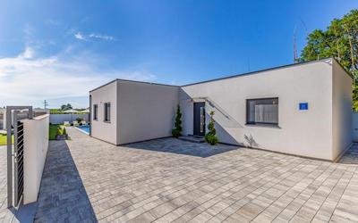 Istriensonne 0739/ New-built Villa Lucy-2 -Pool with hydromassage