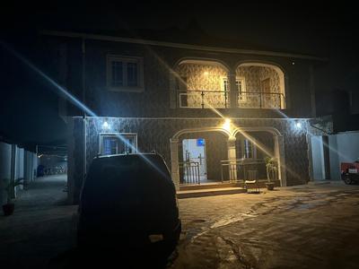 Lorrybee plaza hotel