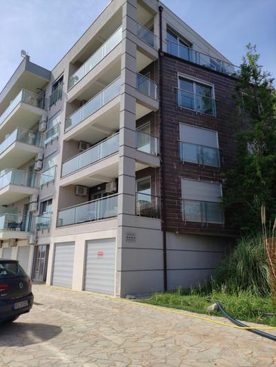 Altezza Luxury Apartment 11