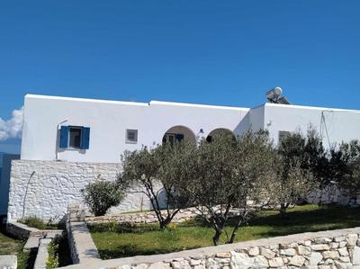 Beachfront Villa Gia Paros
