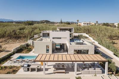 Villa Iocaste - With private pool and EV station