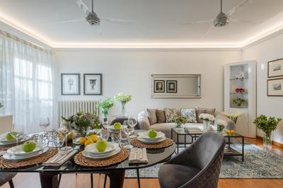 The Terrace Retreat, Elegant Modern Apartment with Terrace in Lucca