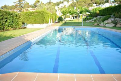 Casa adosada con jardin y piscina Tossa de Mar