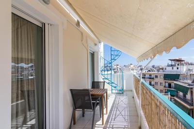 Modern Apt with Private Terrace in Piraeus
