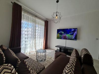 Lovely 2-bedroom apart, next to Park, Free Parking