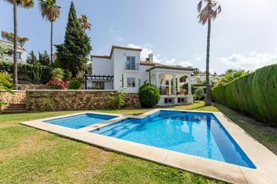Villa Esmeralda Aloha - Private Swimming Pool