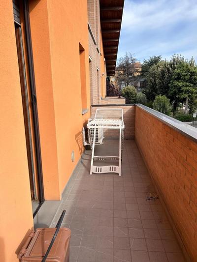 Appartamento comodo a stazione autostrada ed autodromo, 5 posti letto con garage
