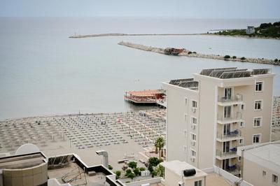 Shengjin Seaside Apartments