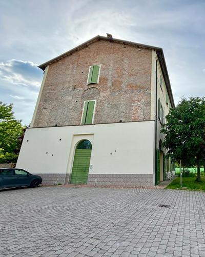 Intero appartamento con giardino in Palazzo del 1600