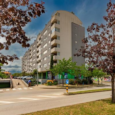 Amarena Studio with free private parking