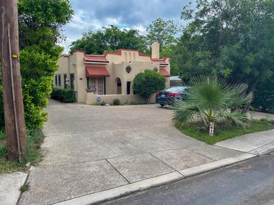 Central 1br 1ba SA Casita w full kitchen & patio