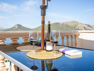 Apartamento con Vistas al Mar y Piscina Cercano a la Playa - ES-266-13