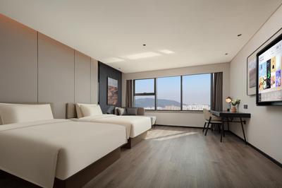 Atour Hotel Shangrao Wannian International Pearl City