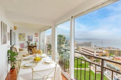 Seaview flat in Torremolinos Center