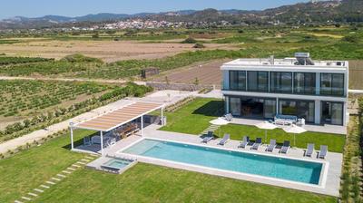 Miguel Luxury Beach Front Villa