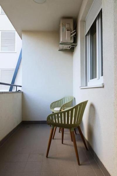 Elegance Infusion by HOME Apartments, FREE parking
