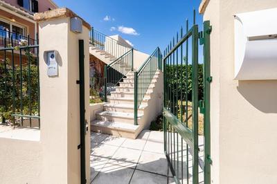 Zefiros Corfu Kanoni home