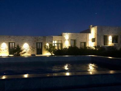 Villa Sand and Stone