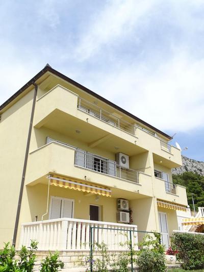 6-pax Apartment ON THE BEACH - TOP Floor, Great sea view, Parking ensured
