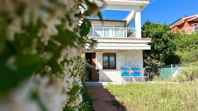 M404 - Marcelli, trilocale con giardino a due passi dal mare