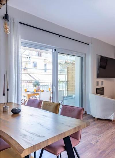 Amelia jacuzzi maisonette Ath Center