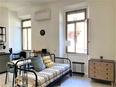 Contemporary studio - Ornato 13