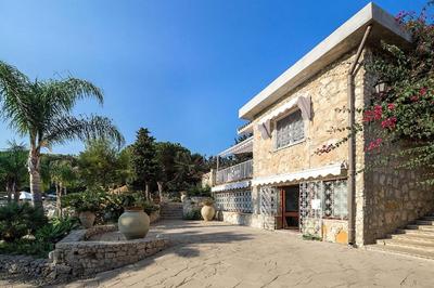 Ferienhaus mit Privatpool für 10 Personen ca 250 qm in Plemmirio, Sizilien Ostküste von Sizilien