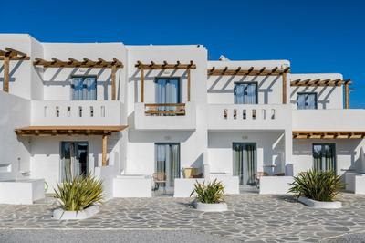 Naxos Finest Hotel & Villas