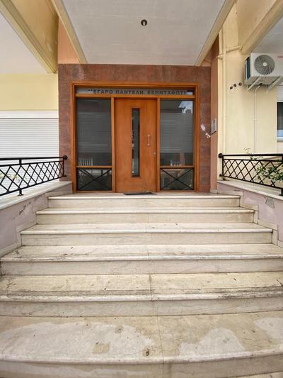 Seaside breeze apartments 3