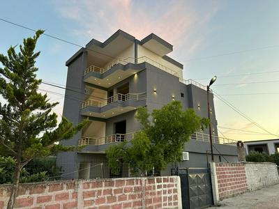 Mico's Apartments