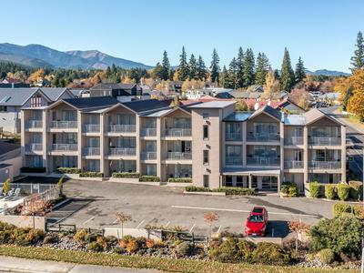 Clear Ridge Apartments