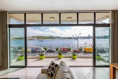 Luxury Seafront Retreat Overlooking Manoel Island