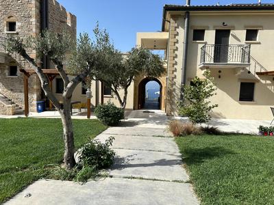 Villa Kalamos / Sea View and Pool nearby Athens
