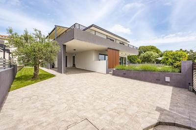 Villa Kali near Pula for 8 people with fitness & sea view - pet friendly