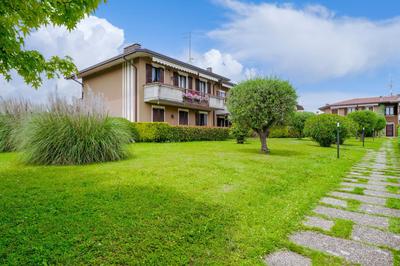 Casa Maria - trilocale con patio, garage e WiFi
