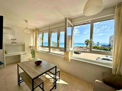 Apartamento con Vistas al Mar en Cabo Cervera
