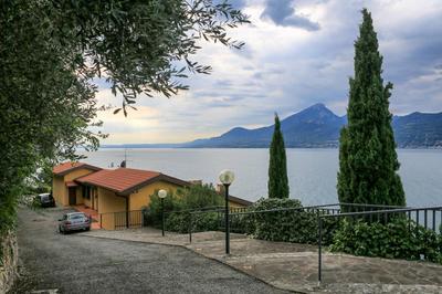 Apt Lake Garda with very panoramic view