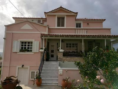 Eva's Apartments