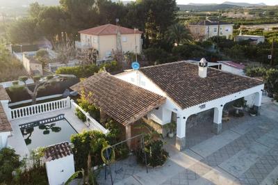 Casa Contemporánea en la Serranía