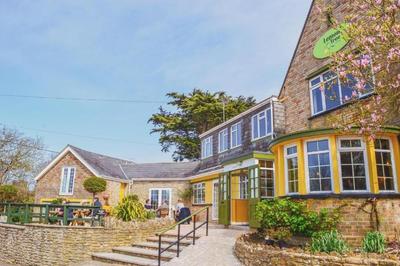 Lemon Tree Rooms - Newly Refurbished Coastal Stay