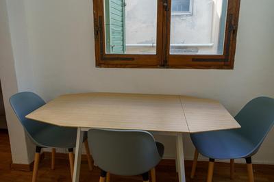 Central 1 bedroom apartment in the city center